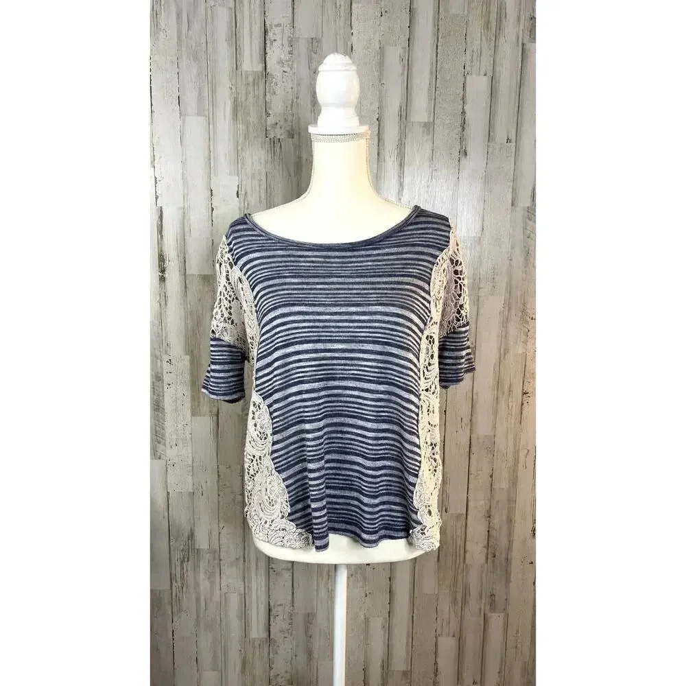 We The‎ Free Women's Size Medium Blue/White Striped Crochet Lace Top